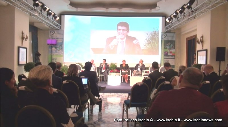 Michele Corradino al Forum internazionale sull’economia dei rifiuti promosso dal consorzio Polieco ad Ischia Michele Corradino al Forum internazionale sull’economia dei rifiuti promosso dal consorzio Polieco ad Ischia