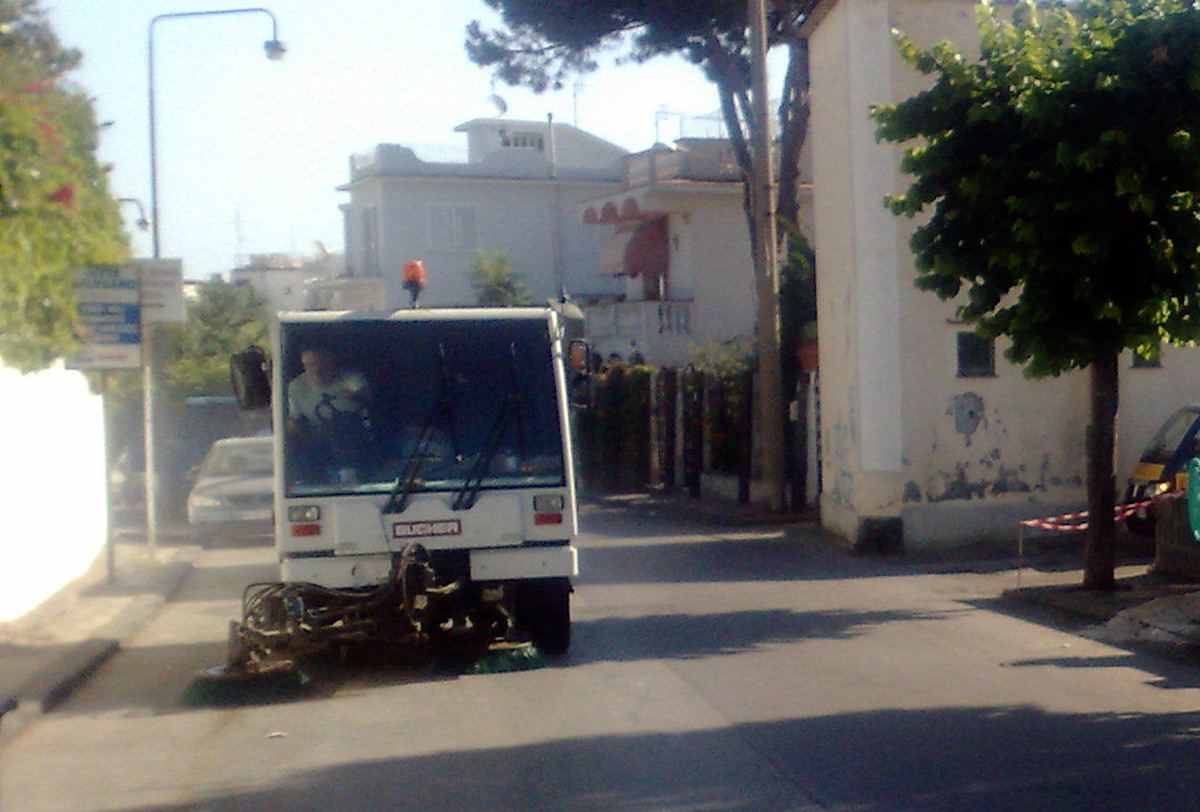 Ischia pulizia strade